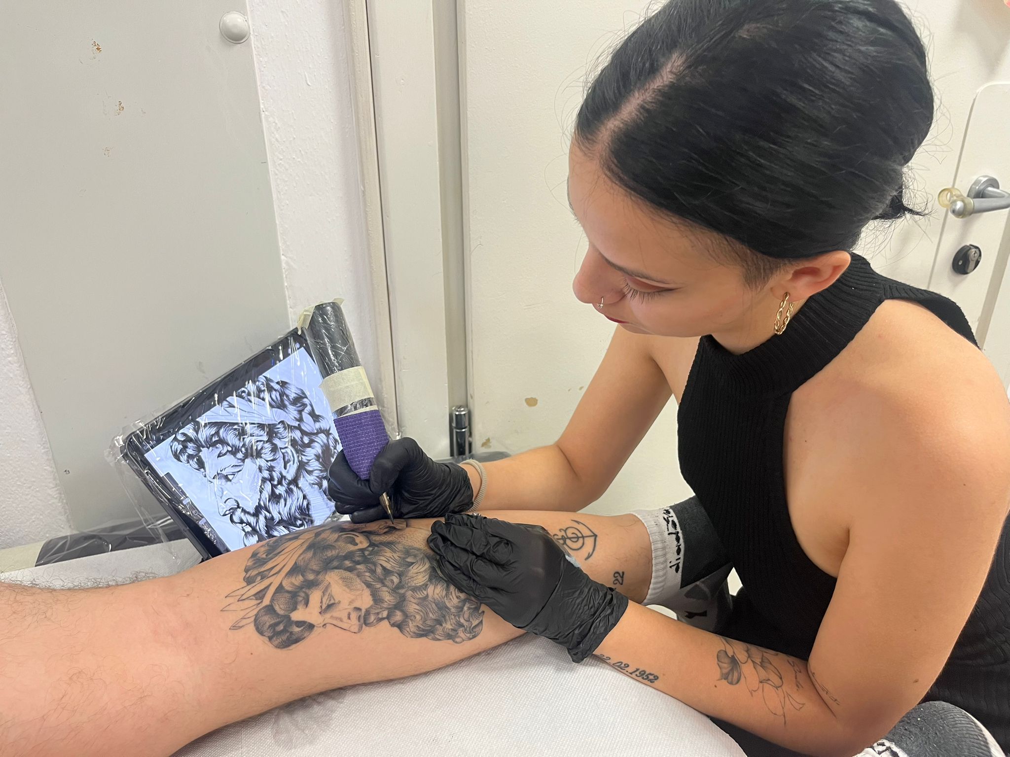tatuaggio polpaccio